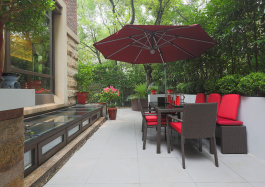 VILLA 62 RESTYLING AND GARDEN UPGRADE